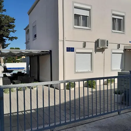 Sidro Апартаменты Привлака