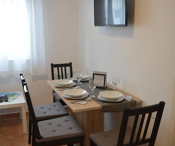 Apartment Sidro *