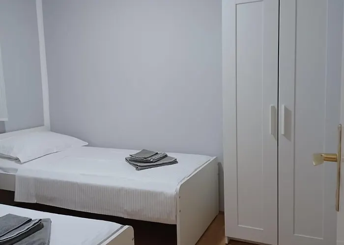 Sidro Apartment
