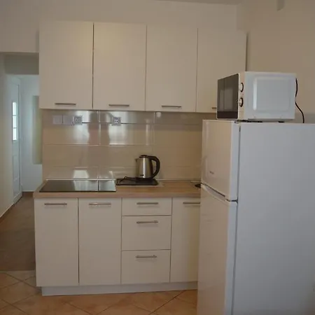 Sidro Apartment