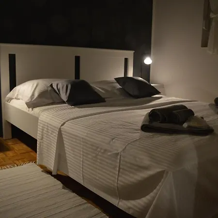 Sidro Apartment