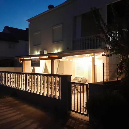 Sidro Apartment